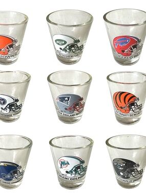 HUNTER Vintage NFL 1 1/2 oz Clear Shot Glass (lot of 9) Souvenir Collectible